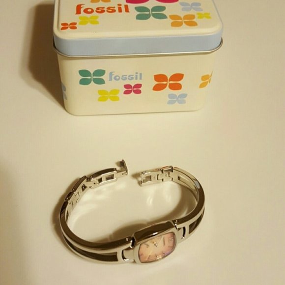 Fossil Watch - Picture 3 of 3